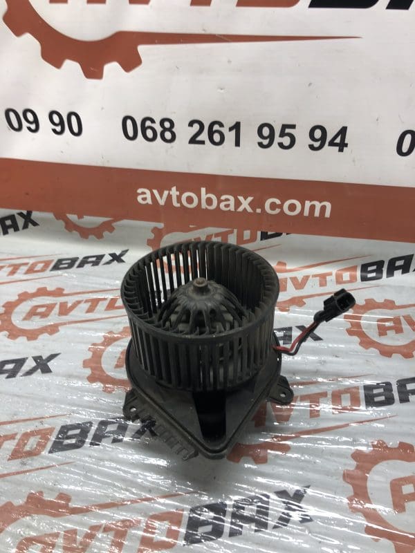 Моторчик вентилятора пiчки 7701044126/ 133974W для Nissan Interstar — Nissan Interstar