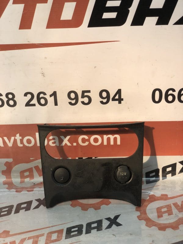 Деталі панелі ( накладка панелі приладів) Nissan Qashqai A00270A77000 — Nissan Qashqai