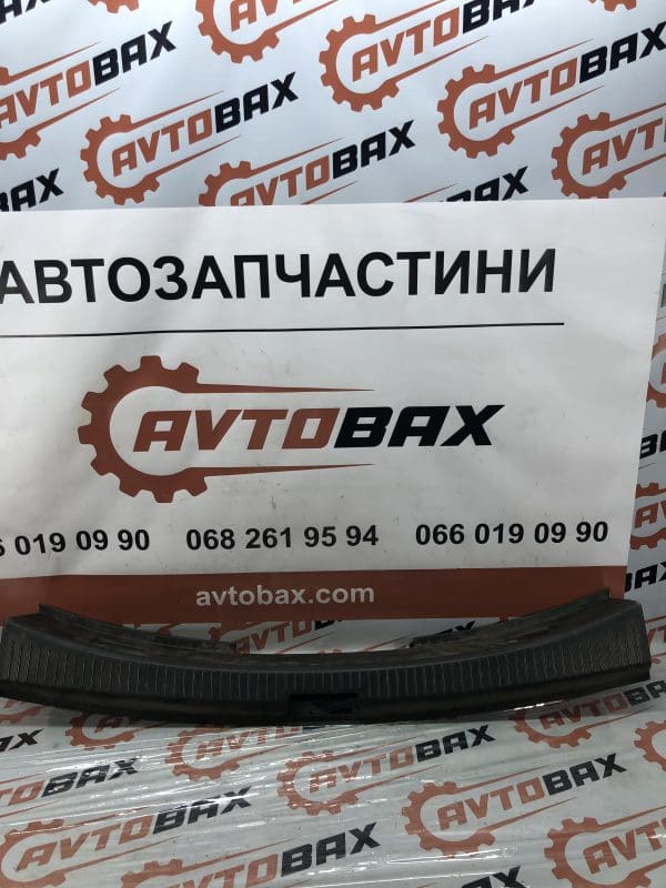 Декоративна накладка порога задніх дверей ляда Volkswagen Touran 1T0863459A — Volkswagen Touran