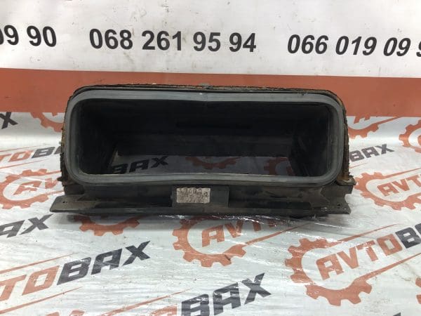 Воздуховод Renault Trafic Nissan Primastar Opel Vivaro 964172 — Nissan Primastar