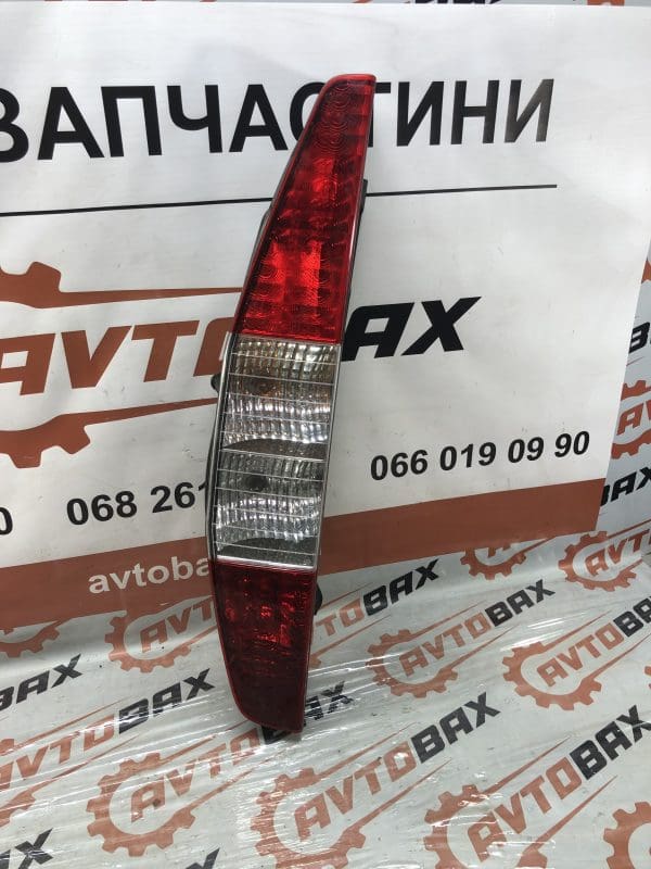Фонарь задній лівий Fiat Doblo 40610748 — Fiat Doblo