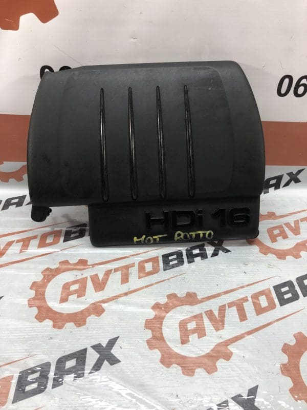 Кришка двигуна (декоративна) Peugeot Partner 9685582980 — Peugeot partner