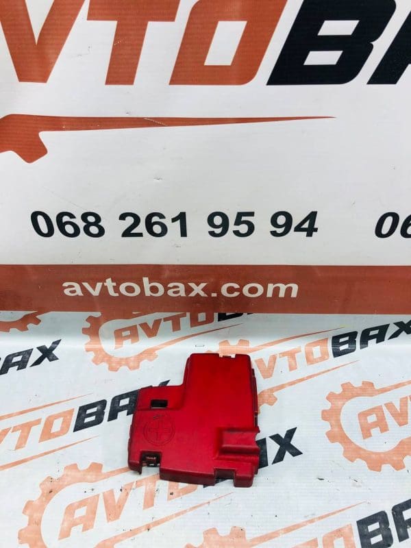 Кришка плюсової клеми Renault Trafic 8200463743 — Nissan Primastar