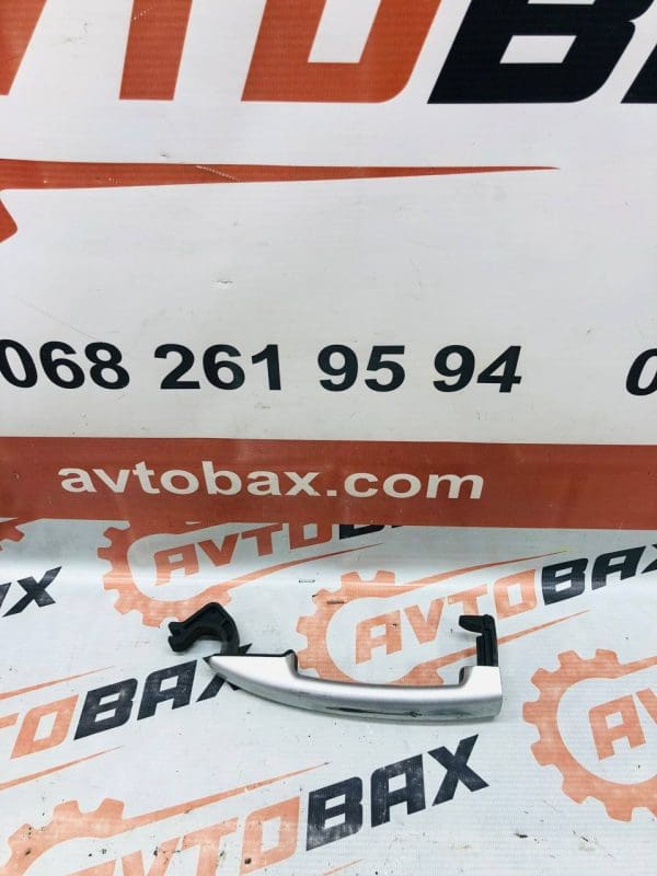 Ручка дверей передніх правих зовнішня Citroen C5 96816350/96845224,96816347, 9681635077, 96845224677 — Citroen C5