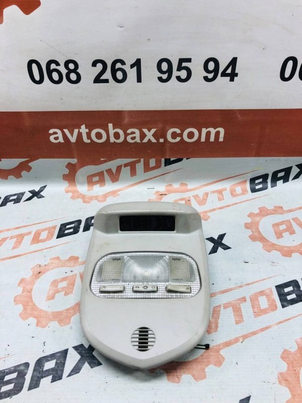Плафон салонний Peugeot 3008 9681370177 — Peugeot 3008