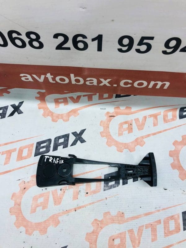 Корпус ручки дверей Renault Trafic 8200897943 — Nissan Primastar