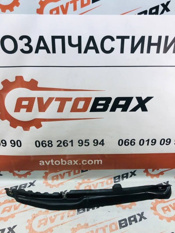 Накладка переднього лівого крила Citroёn C4 Picasso/Citroёn C4 Grand Picasso 9656582180 — Citroen C4 Picasso