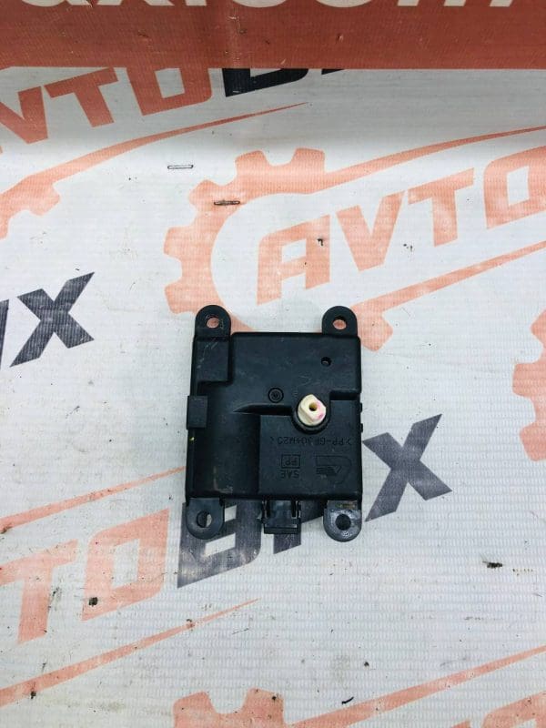 Привід заслінки пічки Nissan Qashqai A24842A7722001 — Nissan Qashqai