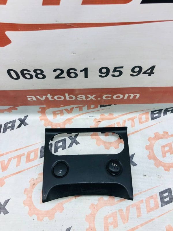 Деталі панелі (накладка панелі приладів) Nissan Qashqai A00270A77000/K77770 — Nissan Qashqai