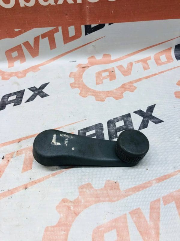 Ручка склопідйомника VW Golf/ Polo, 1H0837581 — Volkswagen Golf