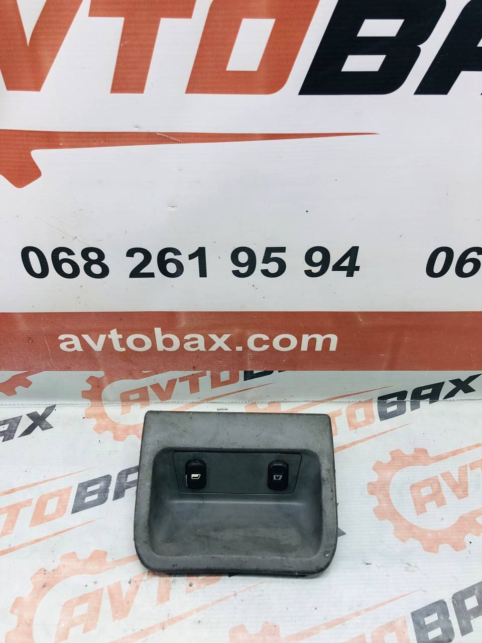 Корпус кнопки склопідйомника Fiat Scudo 1477583077 — Fiat Scudo