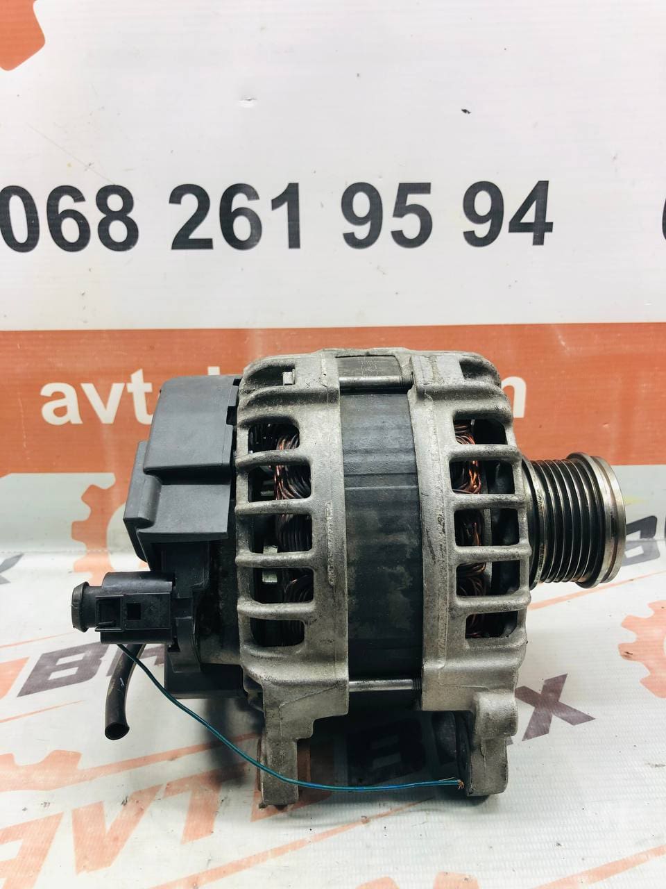 Генератор 250 A Volkswagen Transporter 04L903023N/0125815026 — Volkswagen TRANSPORTER