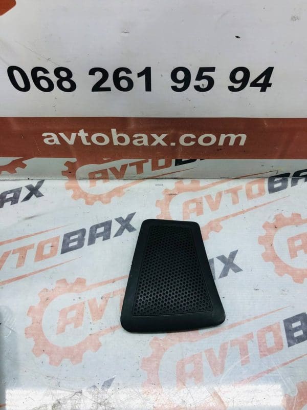 Деталі панелі (решітка динаміка права) Fiat Doblo 735404036 — Fiat Doblo