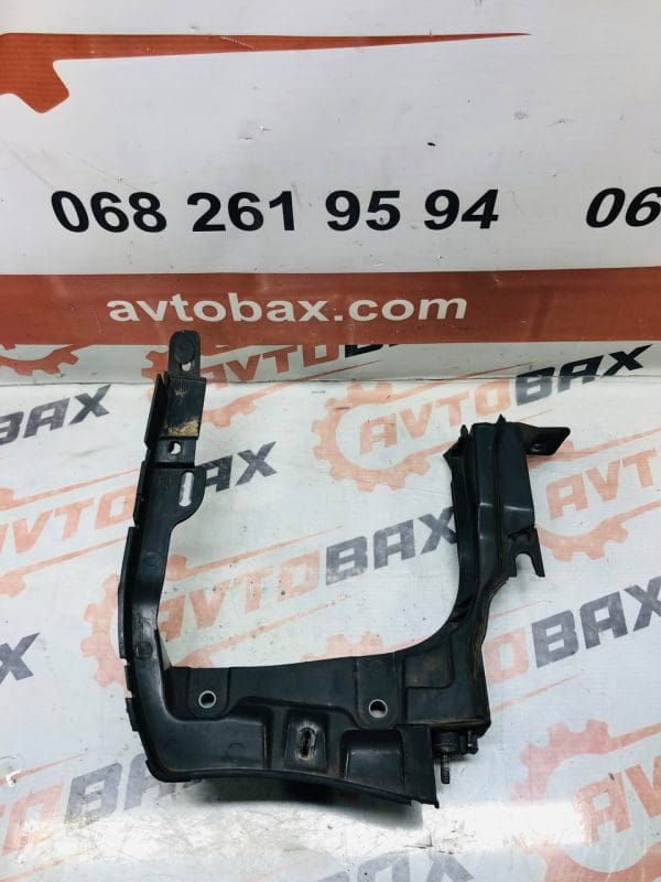 Кронштейн кріплення накладки під лобове скло (лівий) Renault Scenic 668620016R — Renault Scenic III
