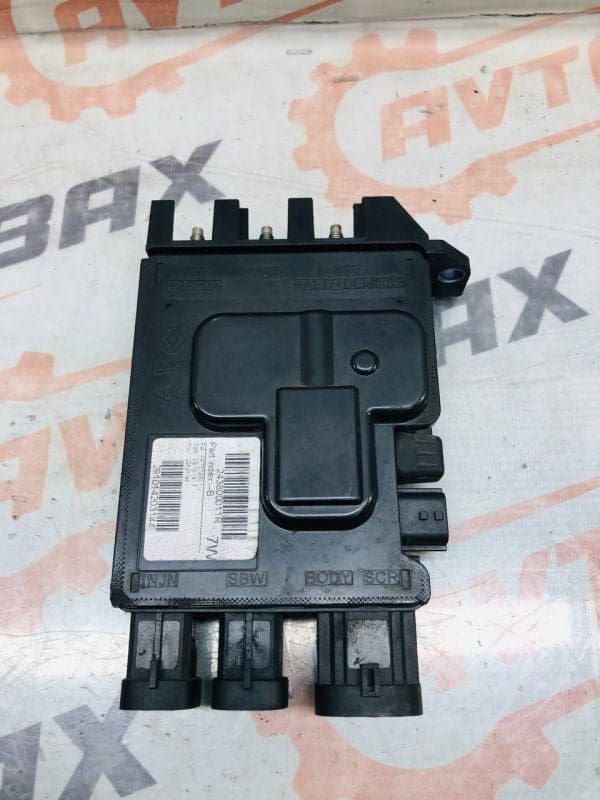 Блок керування акумулятором Renault Megane 243800011R — Renault Megane III