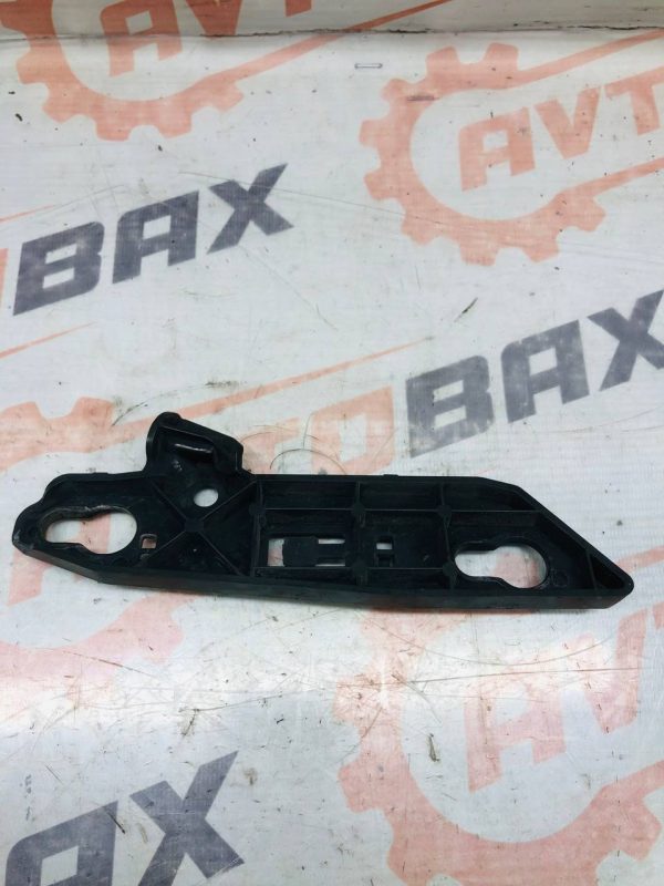 Кронштейн переднього бампера лівий Peugeot308 T9 AA36136489 — Peugeot 308 t9 II