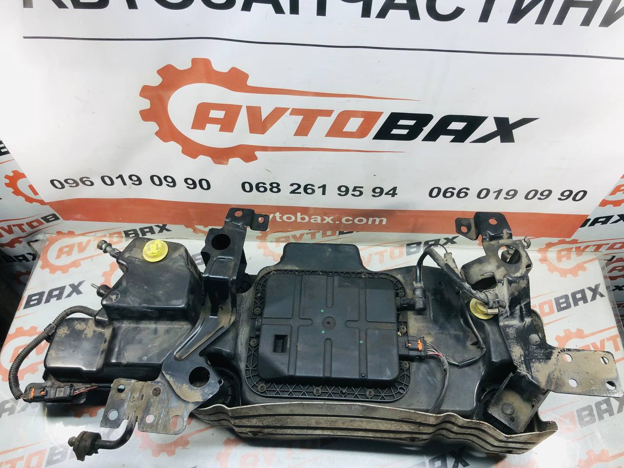 Бачок AdBlue Peugeot Boxer 9818716680 — Citroen Boxer