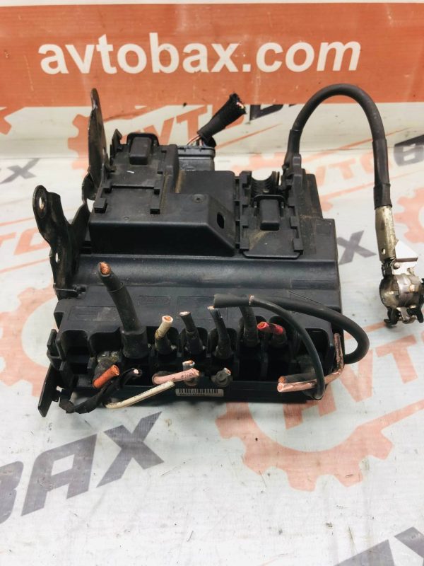 Блок керування акумулятором BPGA Peugeot 308 3008 Citroen C4 Picasso 9675349880/ E1075853 — Citroen 3008