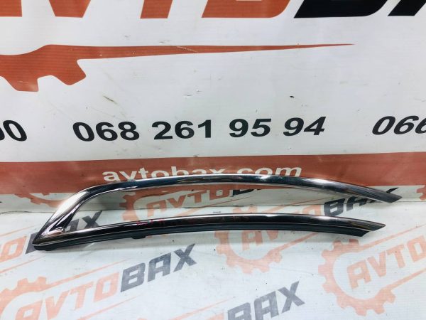 Накладка бампера переднього для CITROEN C4 Picasso AA36414197 — Citroen C4 Picasso
